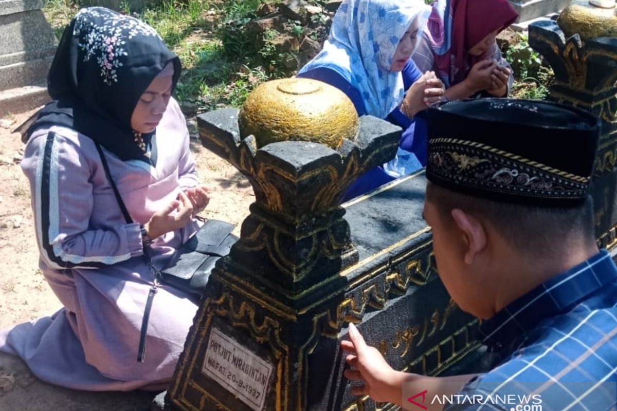 Wakil Ketua DPRK Nagan Raya ziarah makam pahlawan nasional asal Aceh di Blora