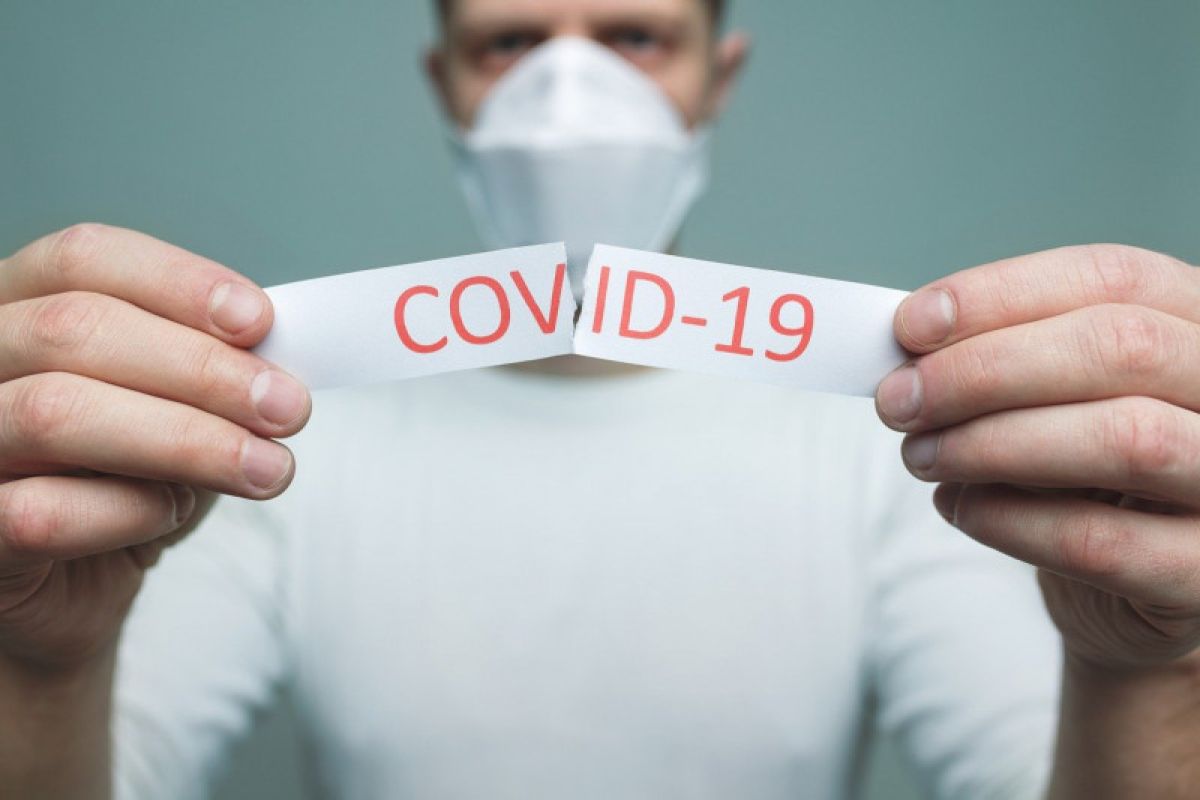 Pesan positif terkait pandemi COVID-19 sejak hampir setahun terakhir