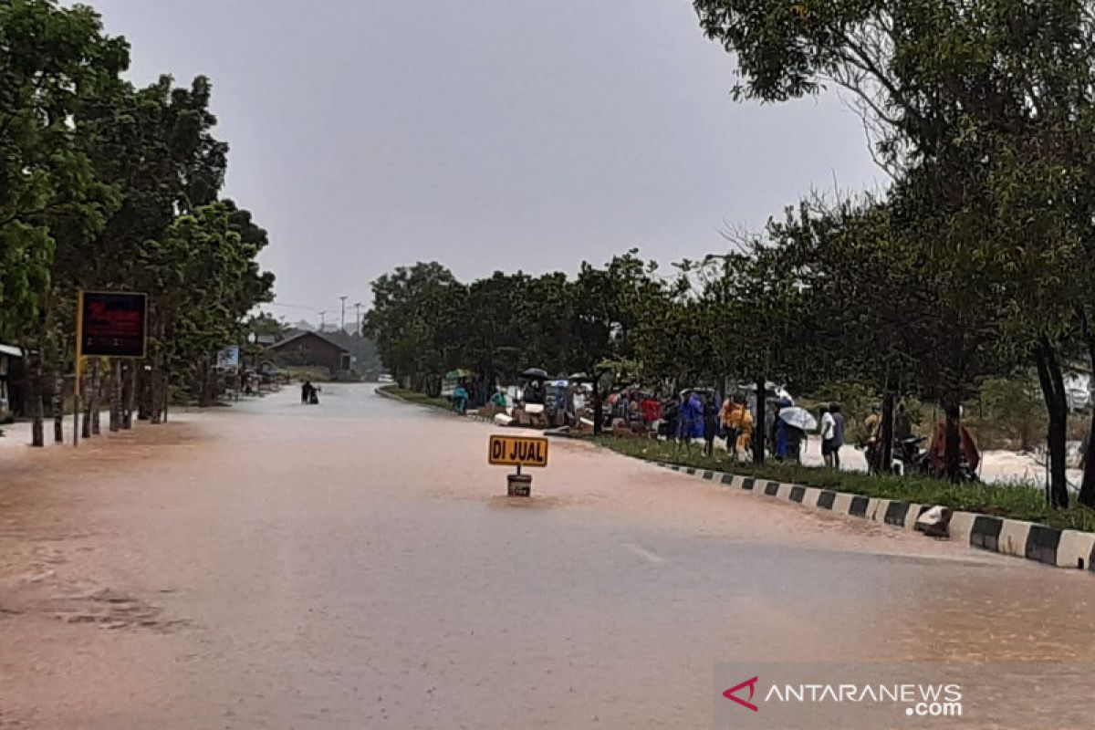 Cuaca ekstrem, PLN Tanjungpinang lakukan pemadaman darurat