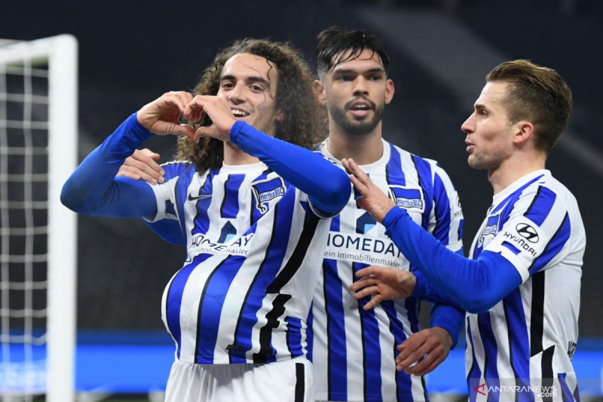 Hertha cetak tiga gol,  perpanjang penderitaan Schalke