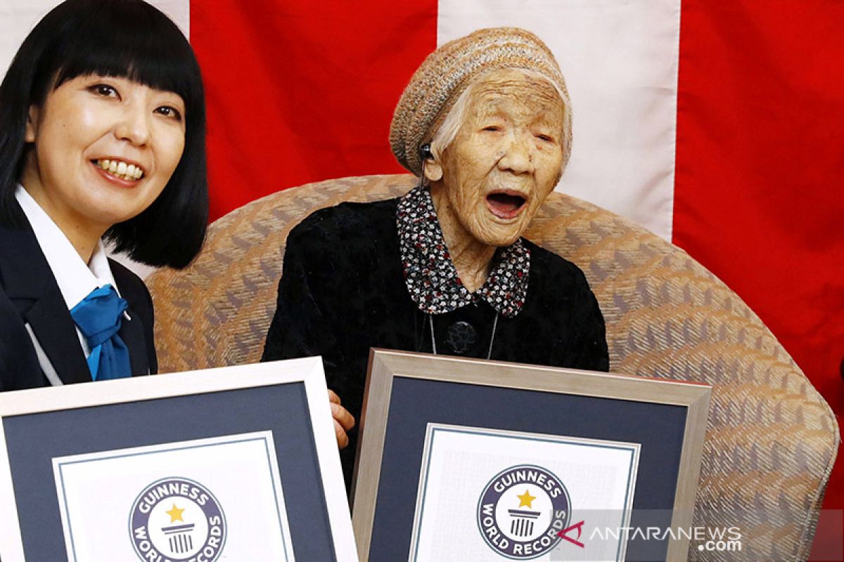 Orang tertua di dunia merayakan ulang tahun ke-118