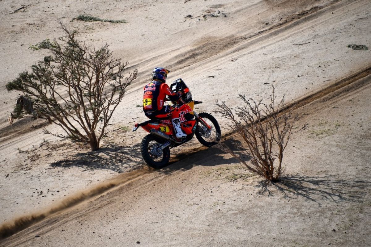 Toby Price rebut etape pertama Reli Dakar