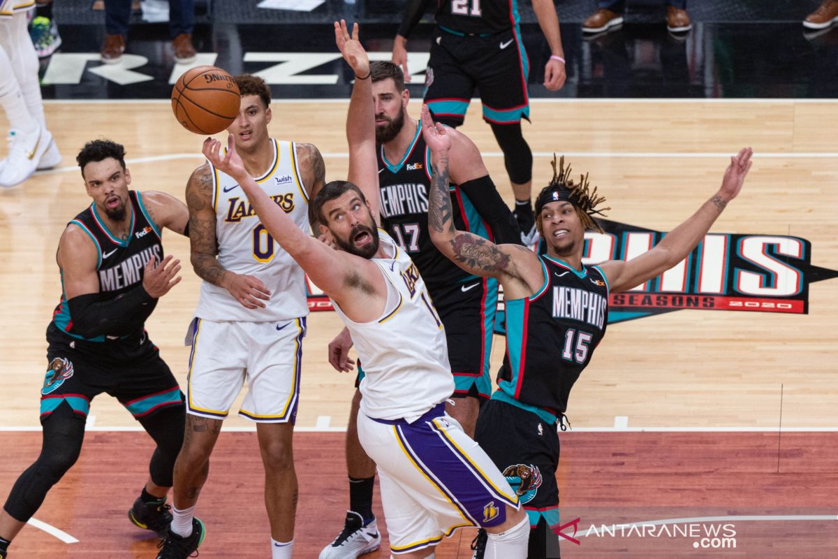 Lakers bekuk Grizzlies untuk raih kemenangan ketiga berturut-turut
