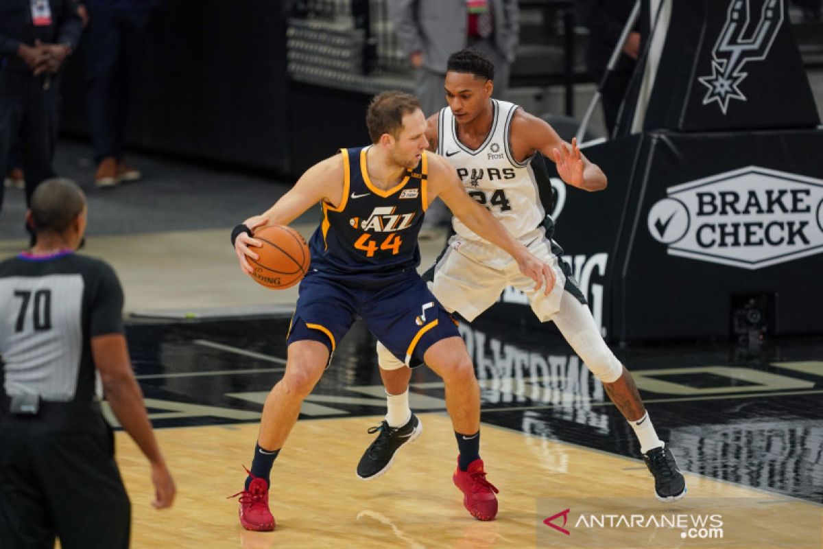 Jazz bikin Spurs alami kekalahan