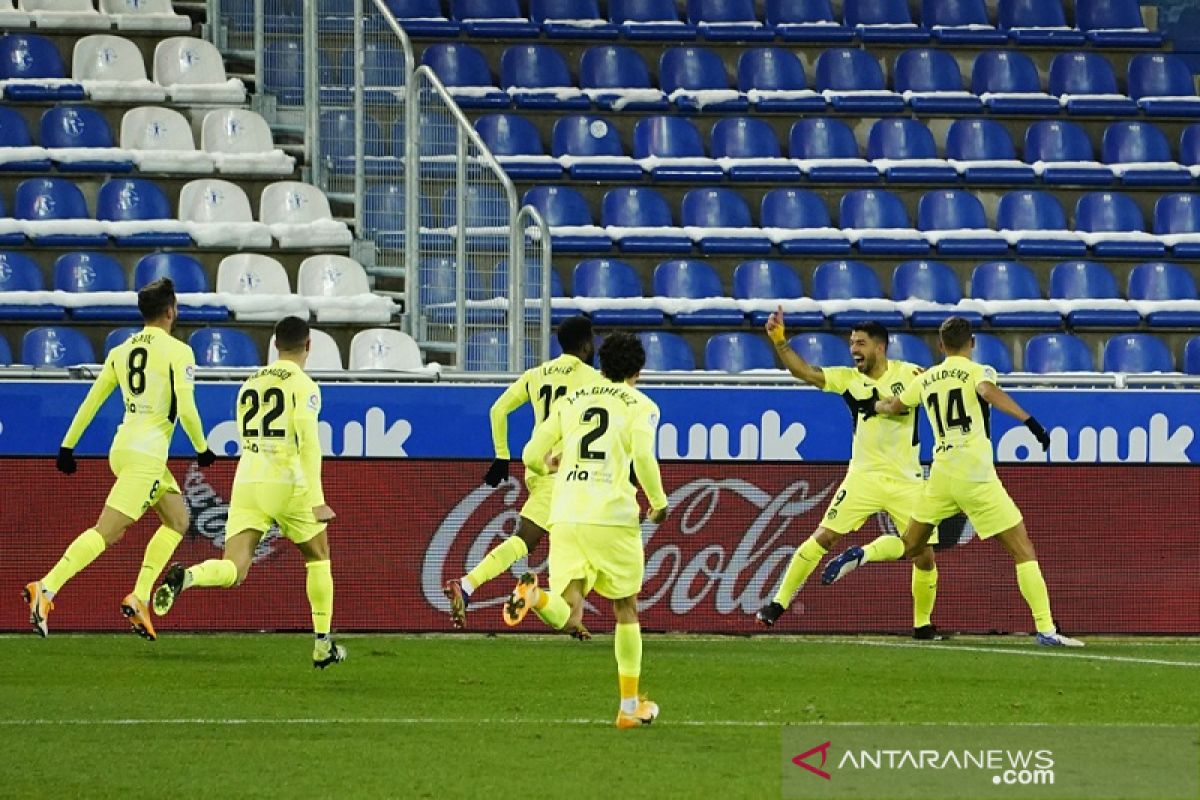 Kalahkan Alaves, Atletico kembali ke puncak klasemen