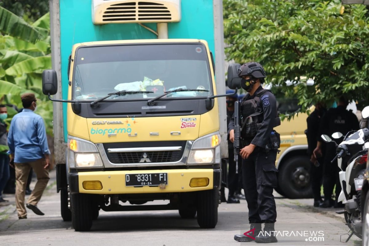 Sebanyak 77.760 vaksin Sinovac tiba di Surabaya