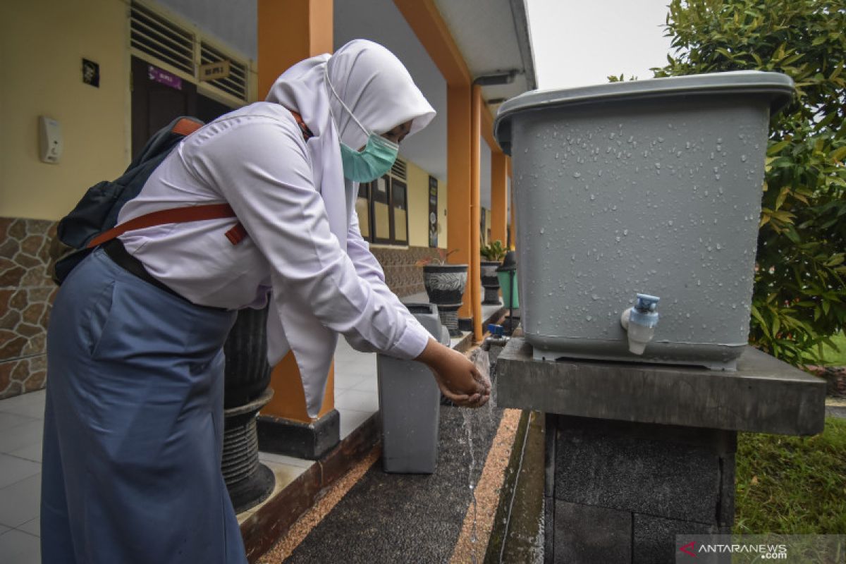 Kemarin, pembelajaran semester genap hingga bantuan tunai