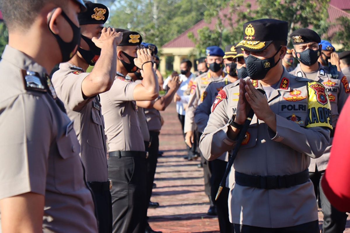 1.735 polisi di Aceh naik pangkat