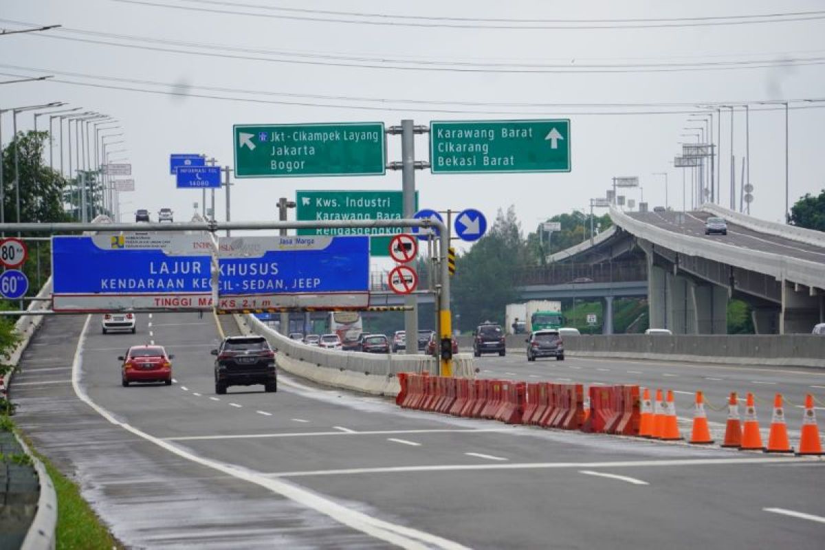 Hari Ketiga Tahun Baru, 322 ribu kendaraan kembali ke  Jakarta