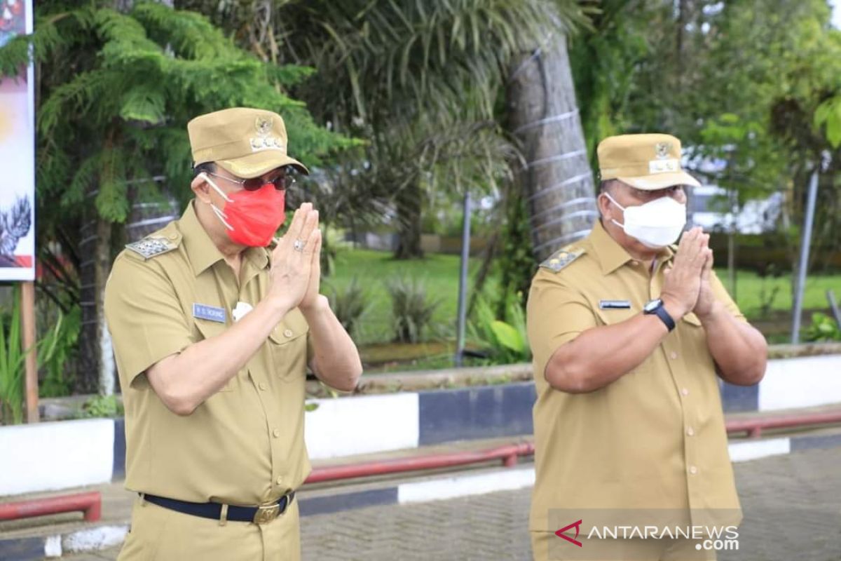 Bupati Minahasa imbau warganya taat protokol COVID-19 sampai divaksin