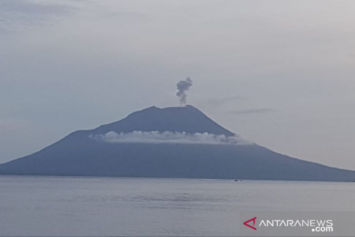 Pemkab Lembata pulangkan ribuan pengungsi erupsi Ile Lewotolok