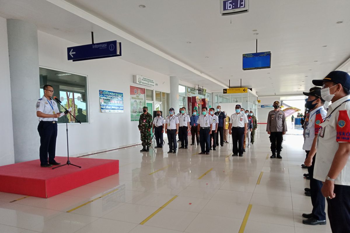 Penumpang melalui bandara Juwata Tarakan turun 30-45 persen