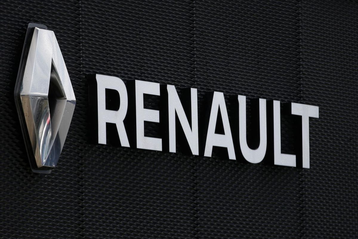 Penjualan Renault anjlok di akhir tahun 2020