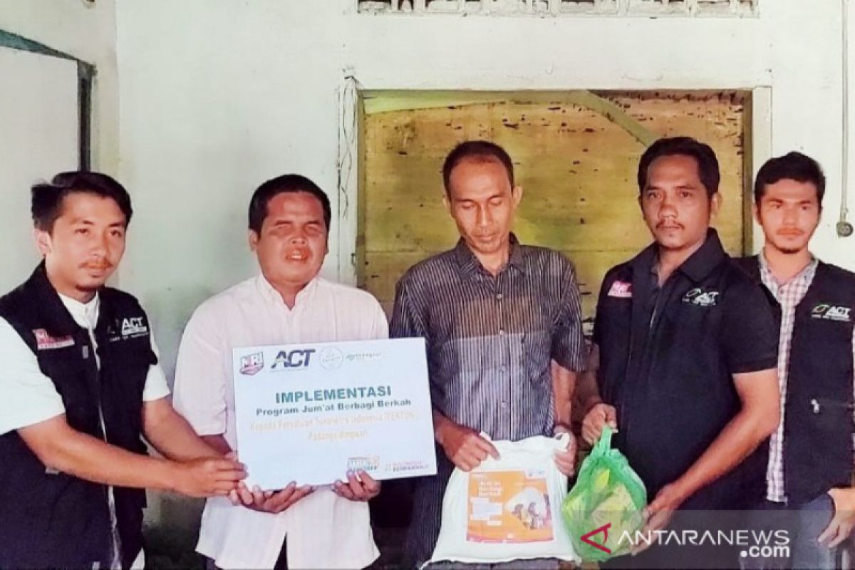 ACT-MRI salurkan bantuan bagi penyandang tuna netra di Sumut