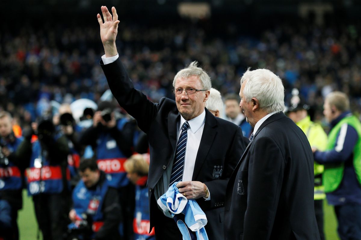 Legenda Man City Colin Bell meninggal dunia