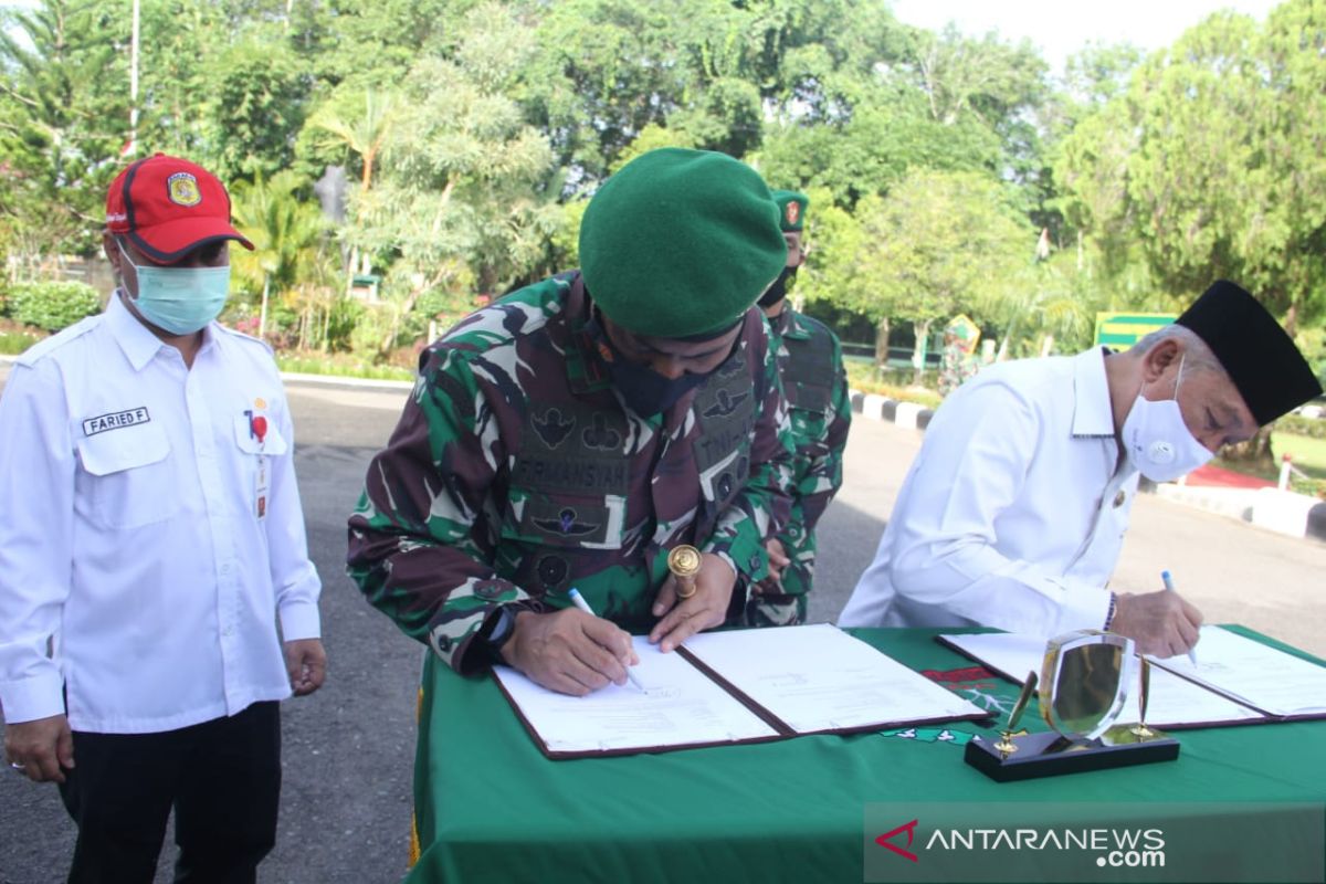 Bupati HST Serahkan Hibah Tanah ke Kodim 1002 Barabai