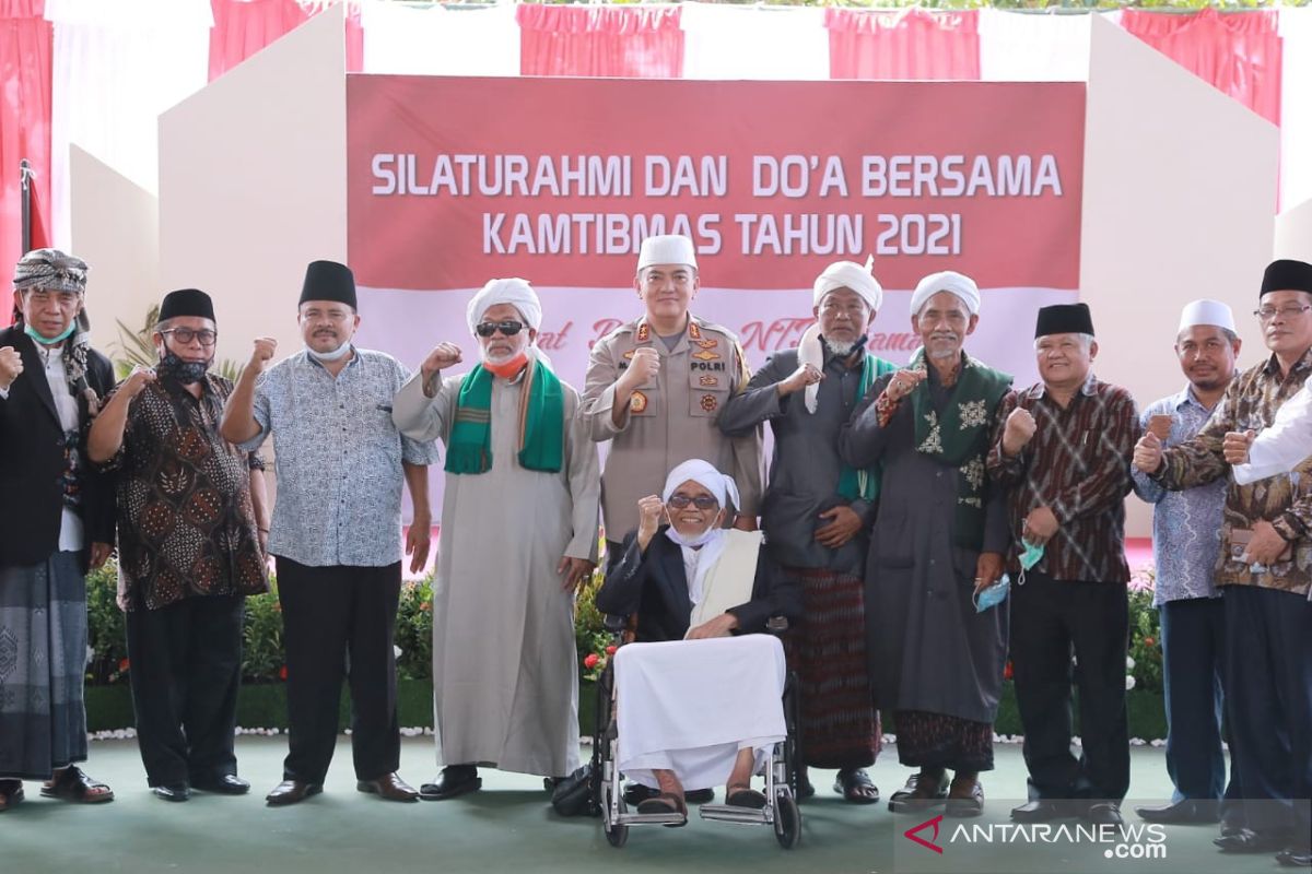 Kapolda NTB menggelar silaturahmi dengan tokoh agama dan masyarakat