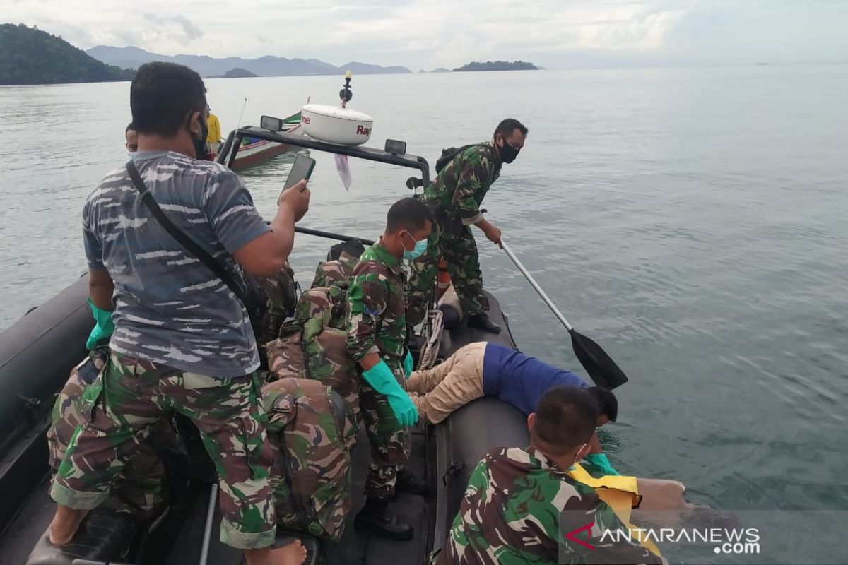 Mayat Tanpa Identitas Ditemukan Mengapung Di Perairan Laut Padang Antara Sumbar 1575