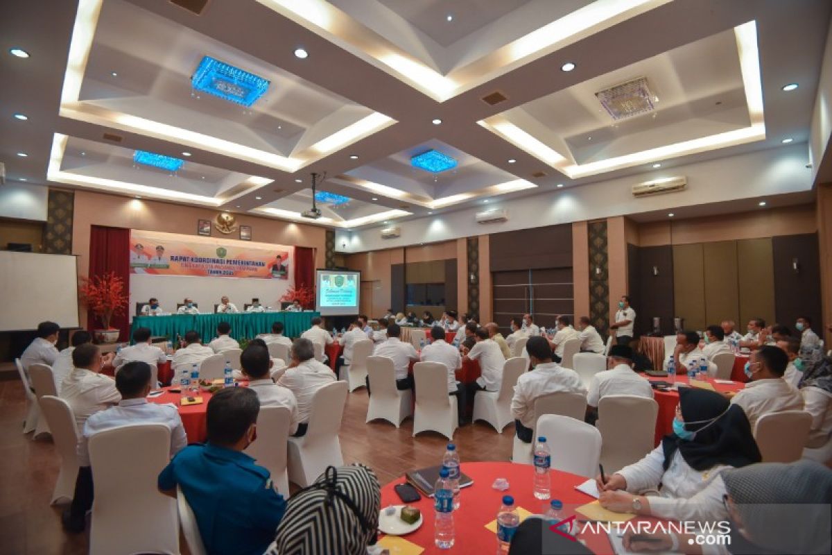 Wali Kota Padangsidimpuan gelar rapat awal tahun bersama OPD