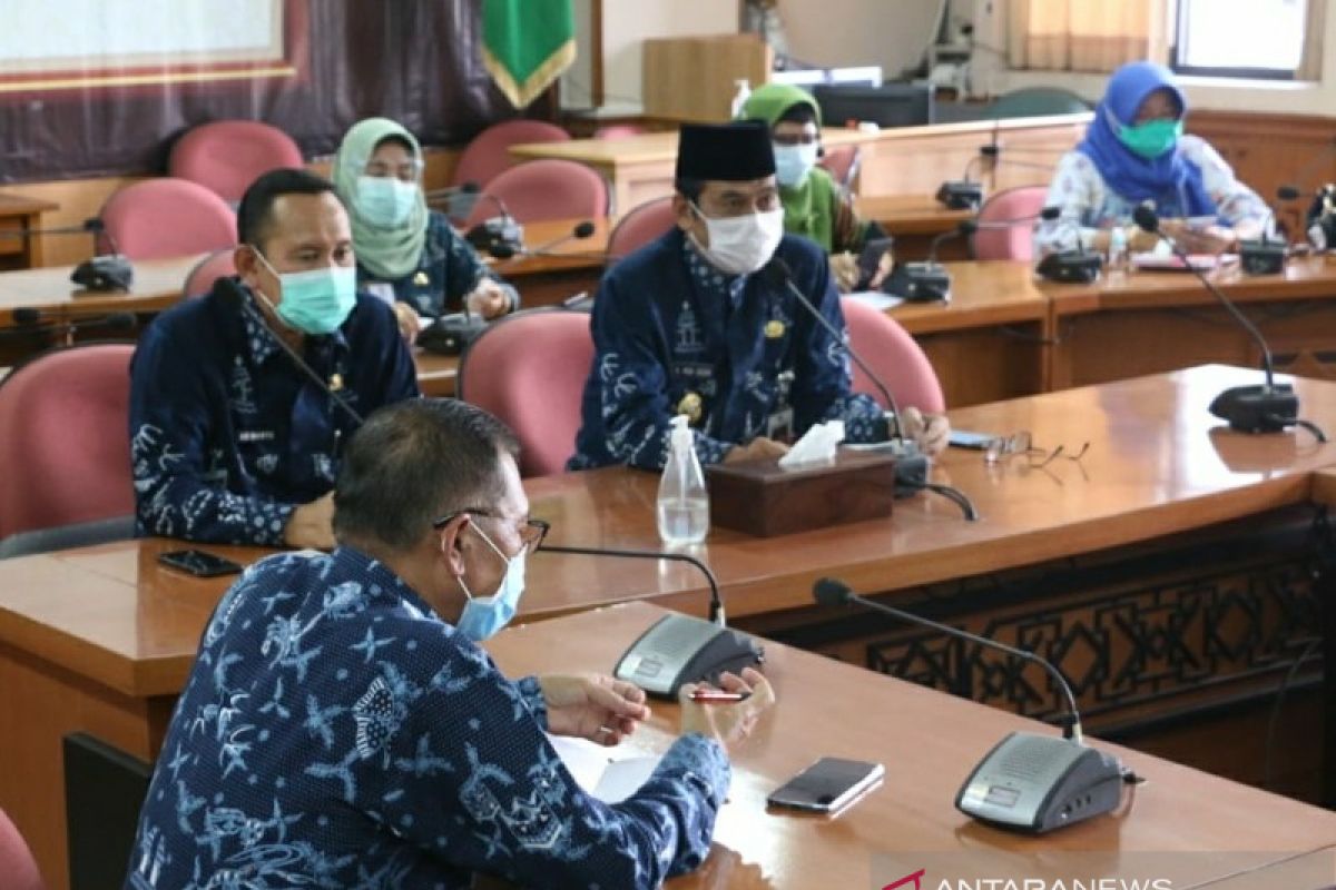 Tindak lanjuti PSBB, Pemkab Gresik aktifkan kembali pos pantau COVID-19 kecamatan