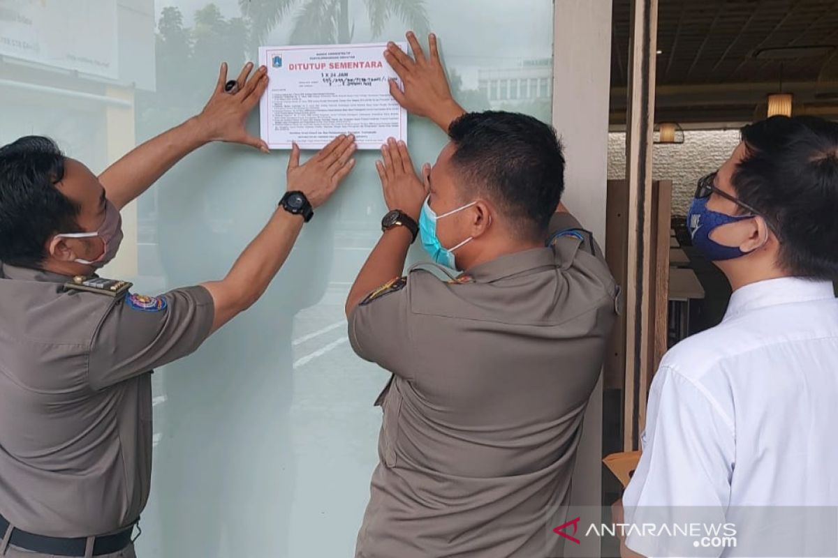 Dua restoran langgar prokes di Kembangan ditutup sementara