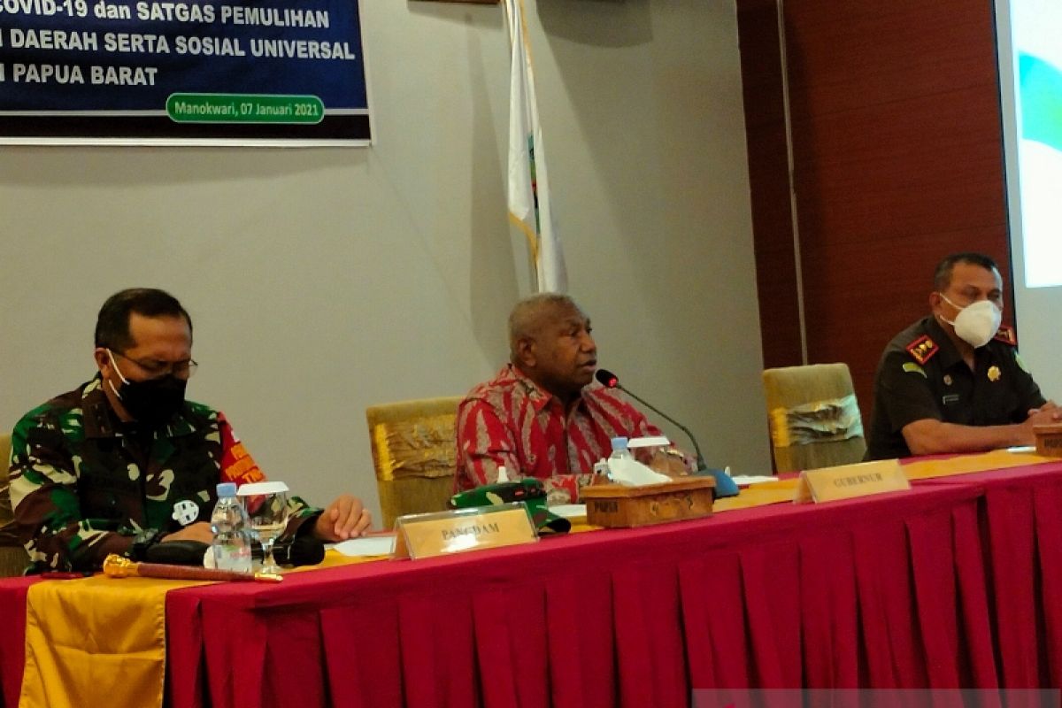 Gubernur: Belum semua tenaga kesehatan di Papua Barat bisa divaksin COVID-19