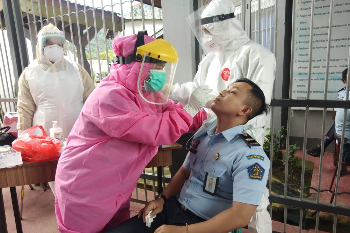 Laboratorium PCR Kota Singkawang kehabisan stok reagen