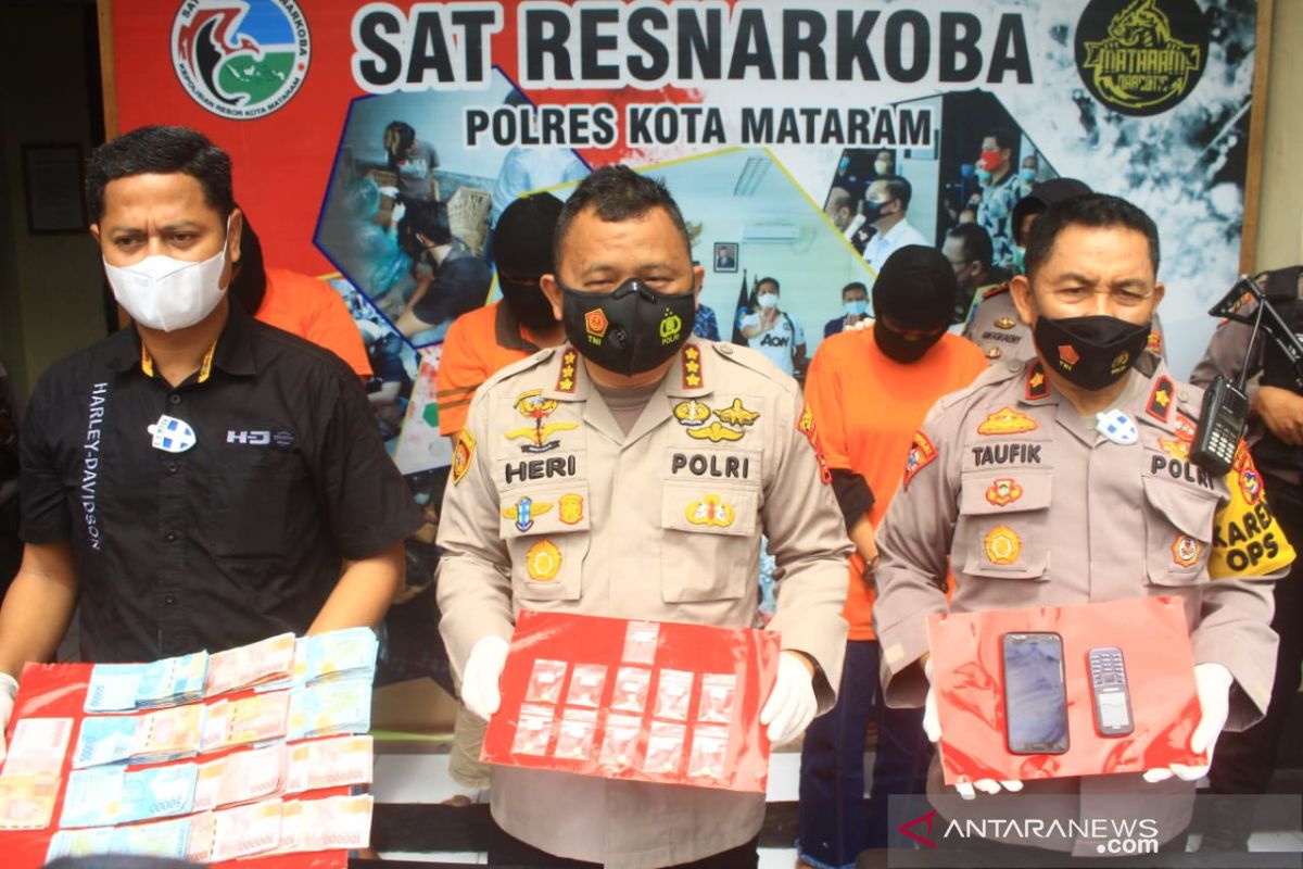 Polisi tangkap seorang ASN Lombok Barat jual ekstasi