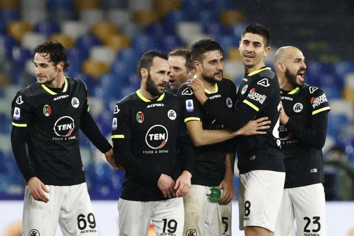 Liga Italia - Spezia bangkit dari ketinggalan untuk kalahkan Napoli 2-1