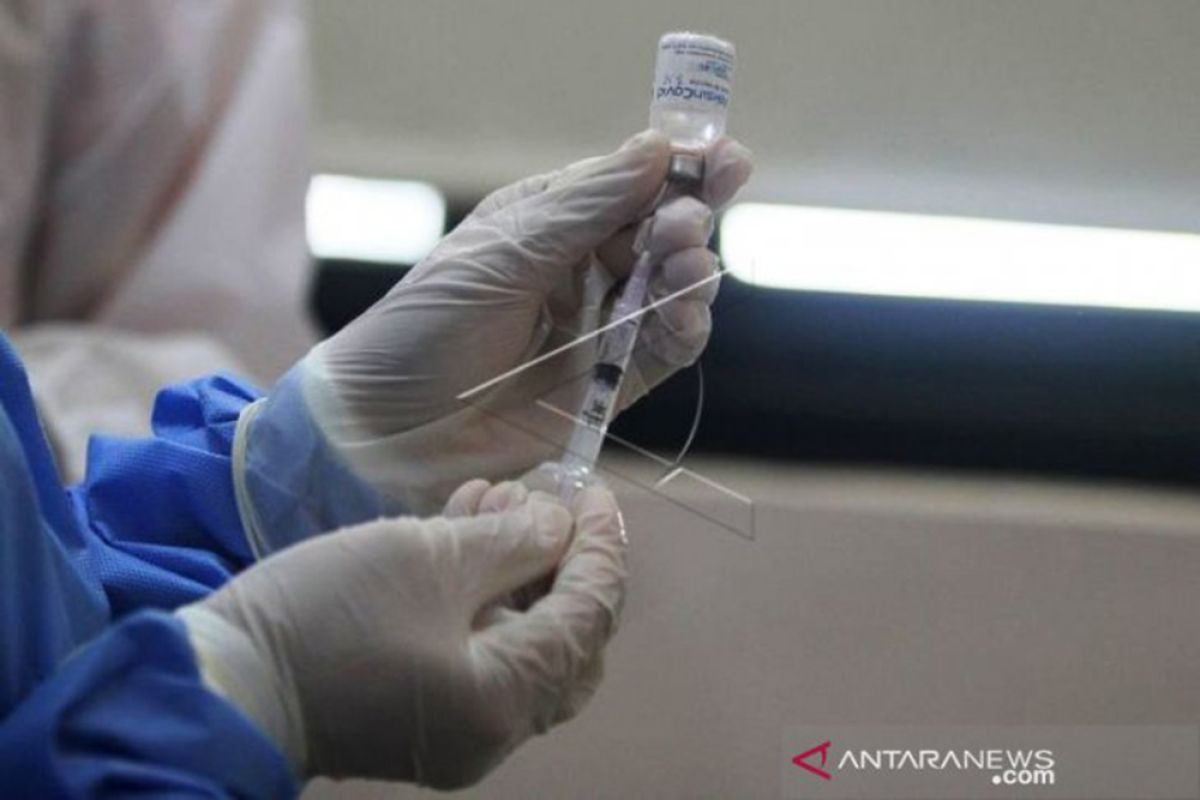 Warga komorbid di Surabaya diusulkan masuk dalam aplikasi vaksinasi COVID-19