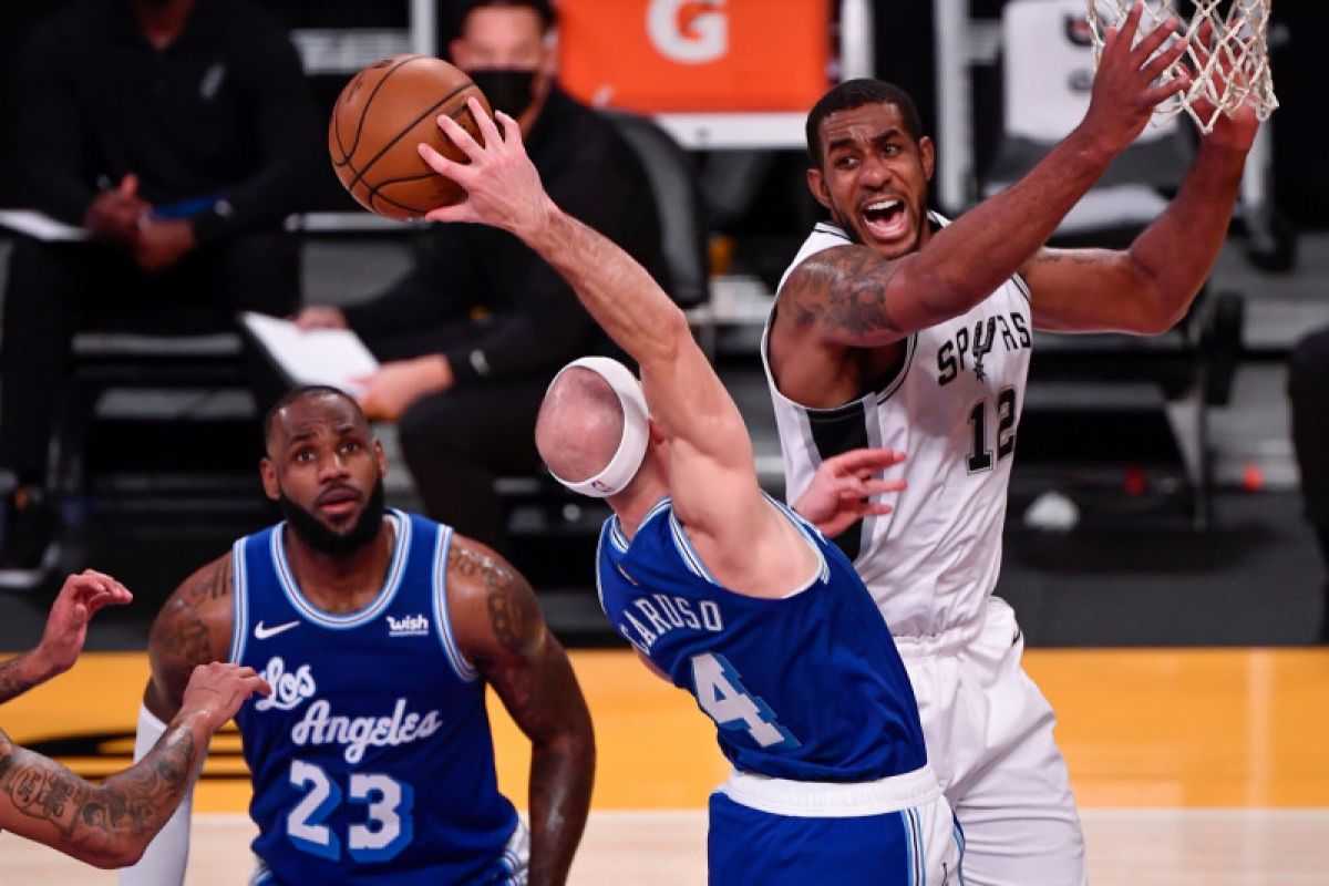 LaMarcus Aldridge pimpin Spurs kalahkan Lakers