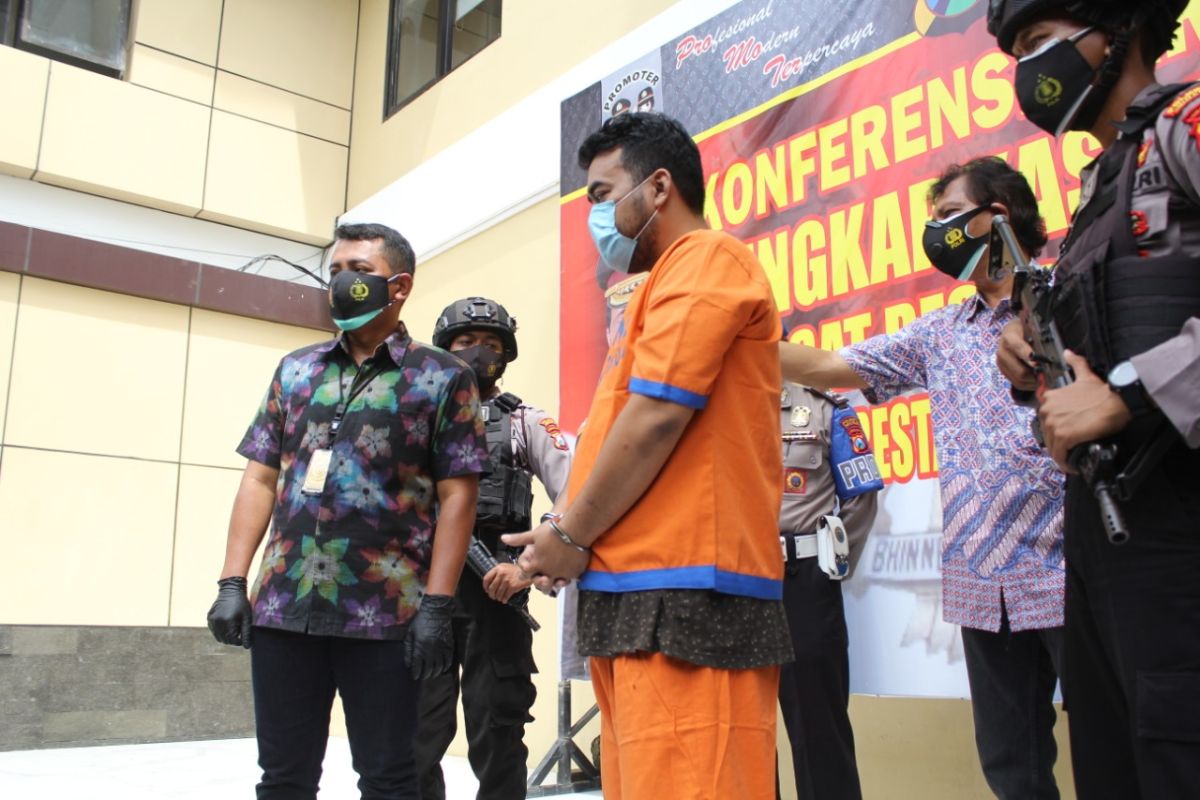 Pembobol mesin ATM dibekuk polisi Sidoarjo