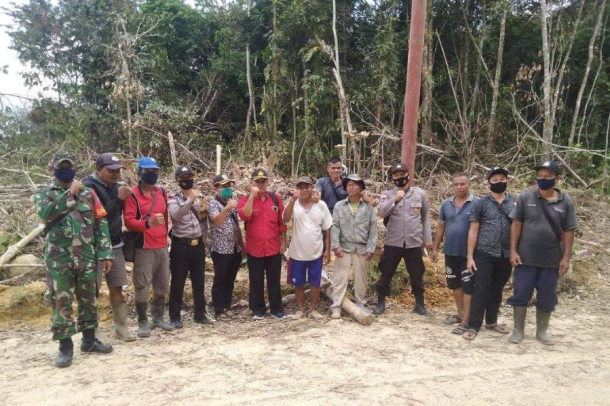 Sempat golput saat Pilkada, kini Dusun Geruguk dibangun jaringan listrik