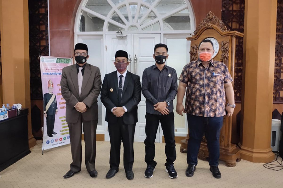 Pelantikan berlangsung sederhana, Kepala Dispora jabat Sekretaris DPRK Aceh Jaya