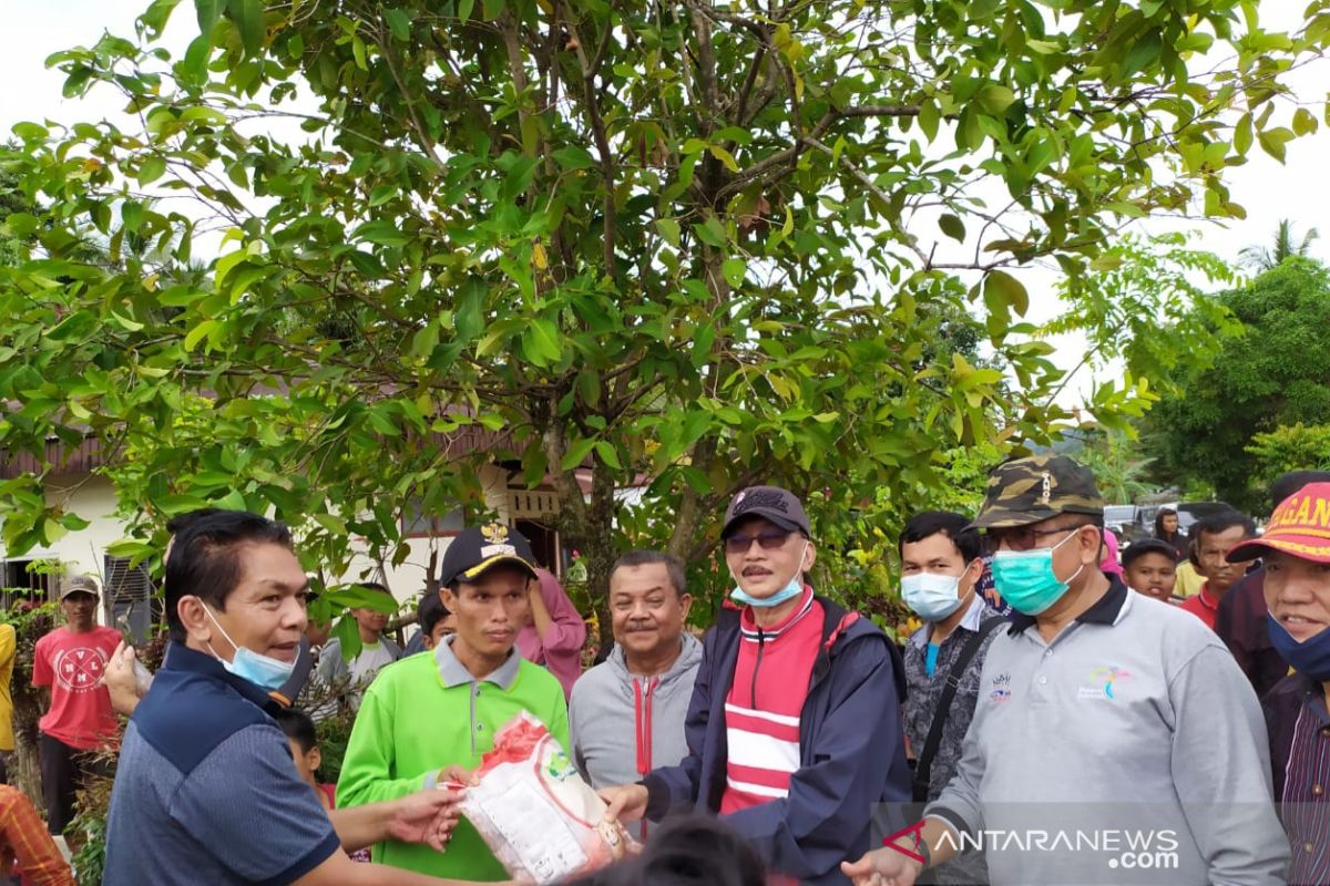 Floods swamp 2,470 homes in South Pesisir, West Sumatra