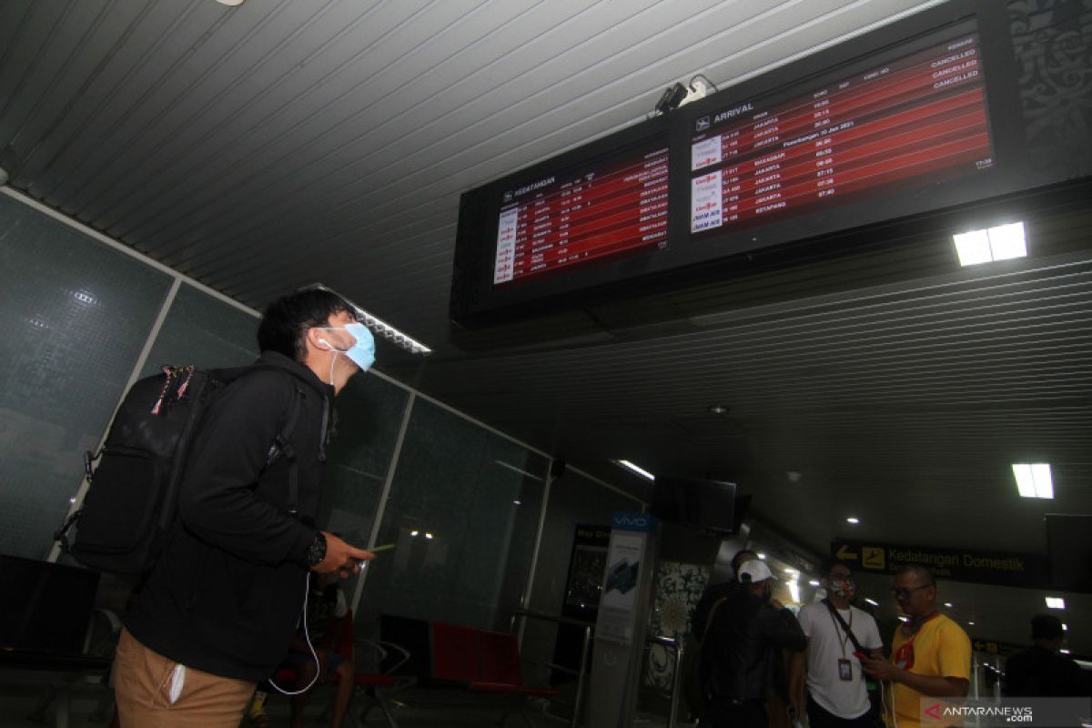 Basarnas sebut temukan puing di lokasi terduga jatuhnya pesawat Sriwijaya Air SJ 182