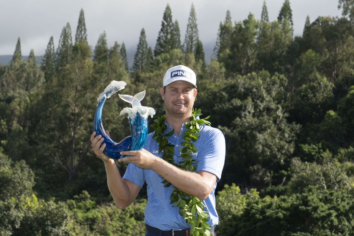 Sebuah birdie antarkan pegolf  Harris English juara di Hawaii