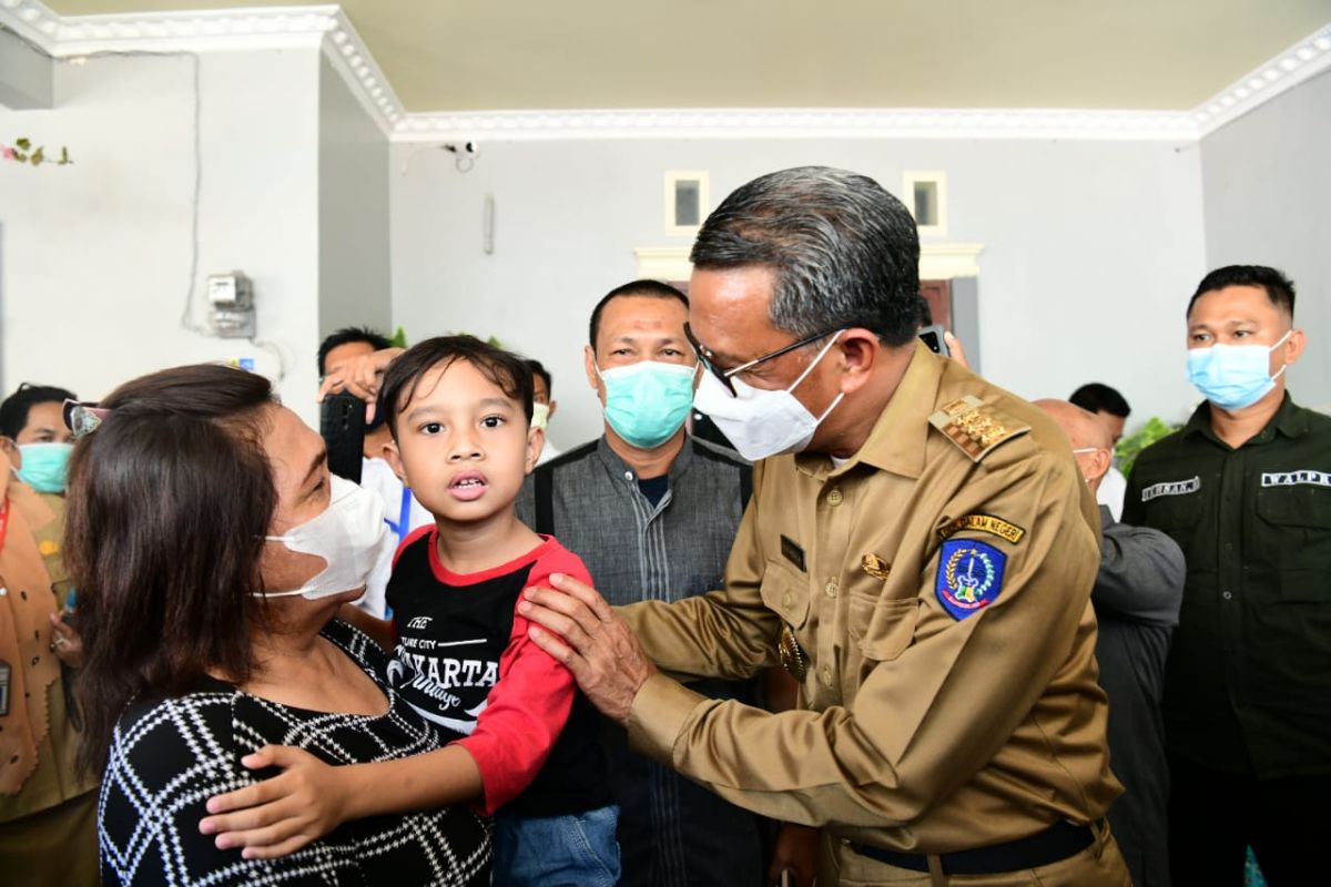 Gubernur Nurdin Abdullah kunjungi keluarga korban Sriwijaya Air