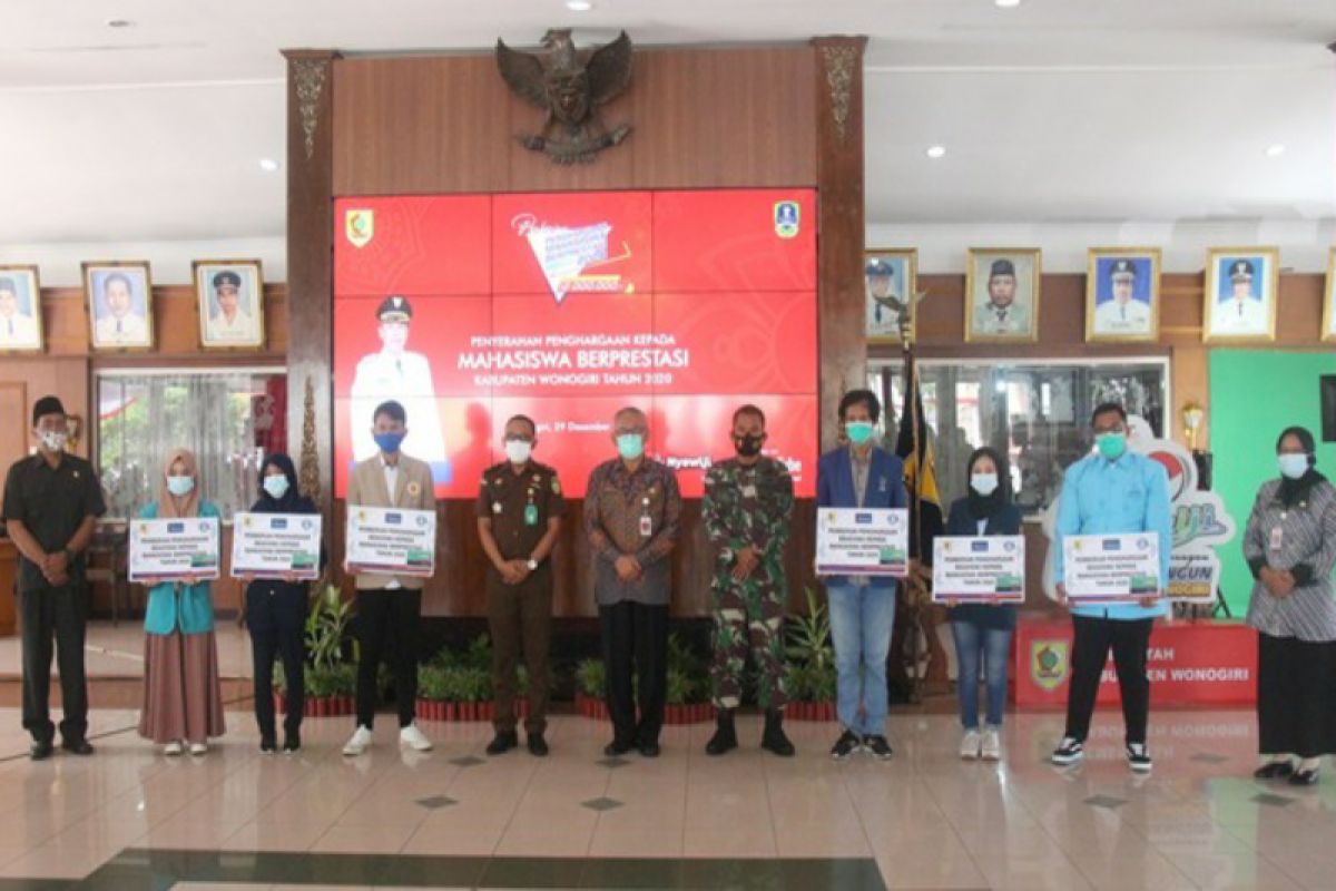 Pemkab Wonogiri gandeng Bank Jateng, berikan beasiswa 600 mahasiswa berprestasi