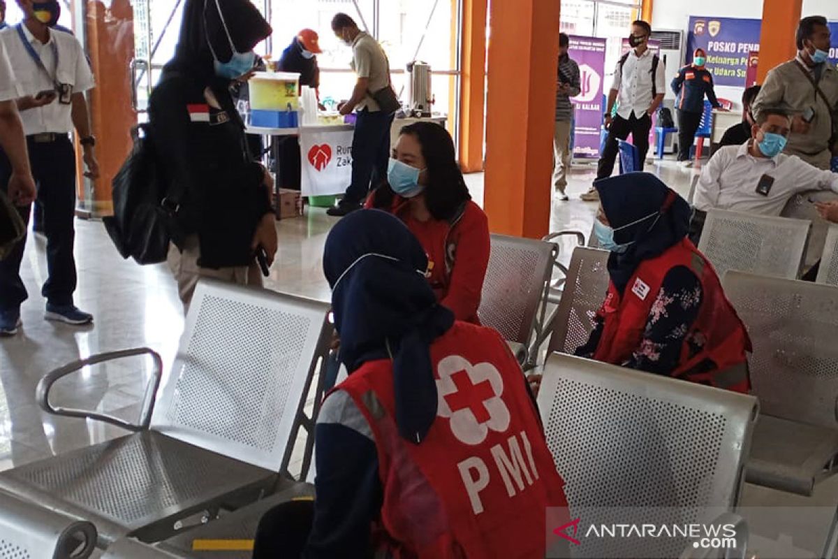 PMI beri pelayanan kesehatan untuk keluarga korban kecelakaan pesawat