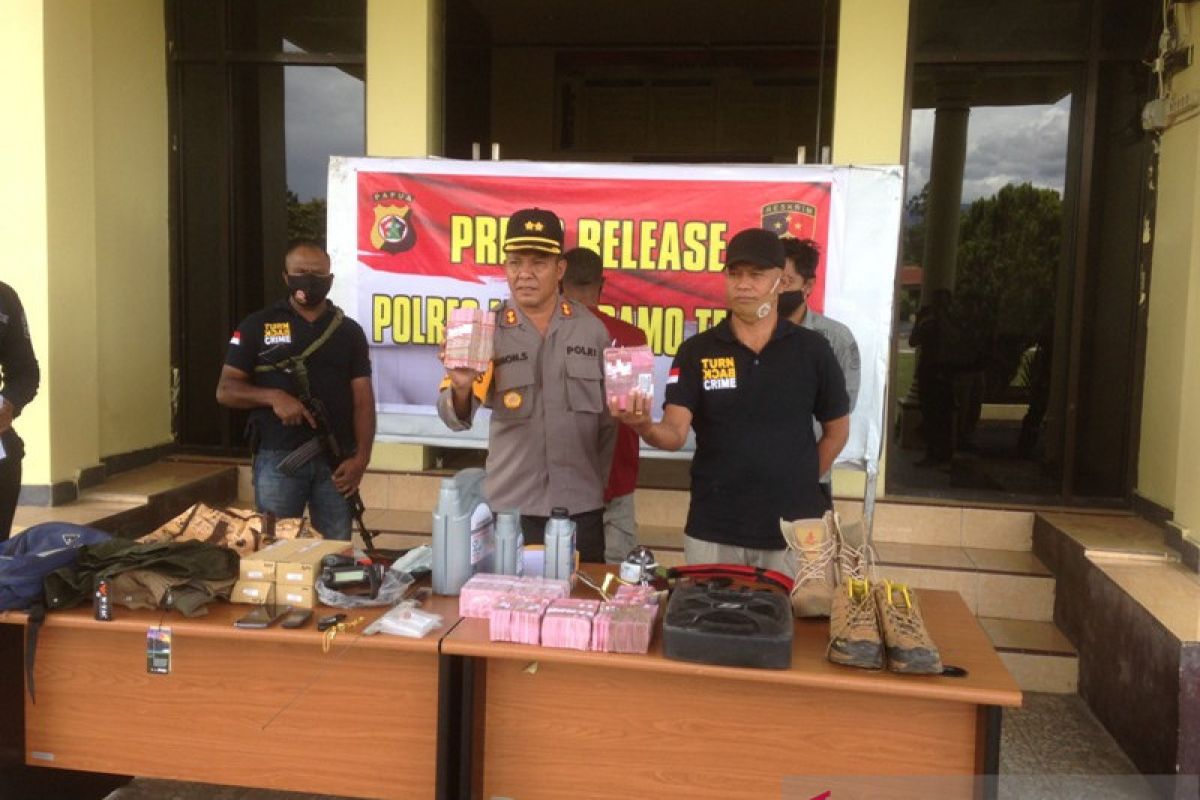Polisi periksa pembobol brankas Bank Papua di Mamberamo Tengah