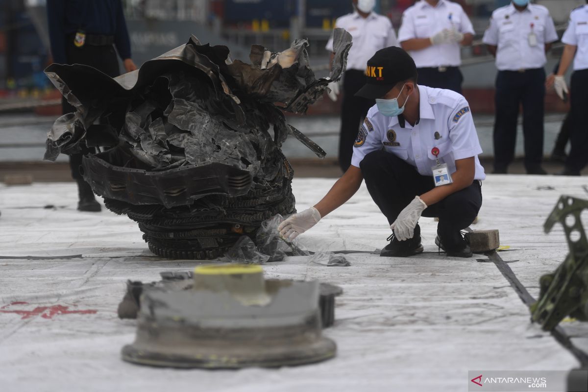 KNKT: Sistem pesawat Sriwijaya SJ 182 masih berfungsi dan mampu mengirim data