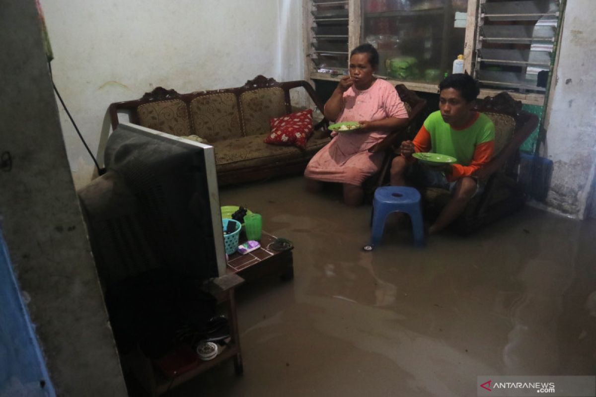 Banjir Di Jombang Belum Surut Sejak 1 Januari - ANTARA News