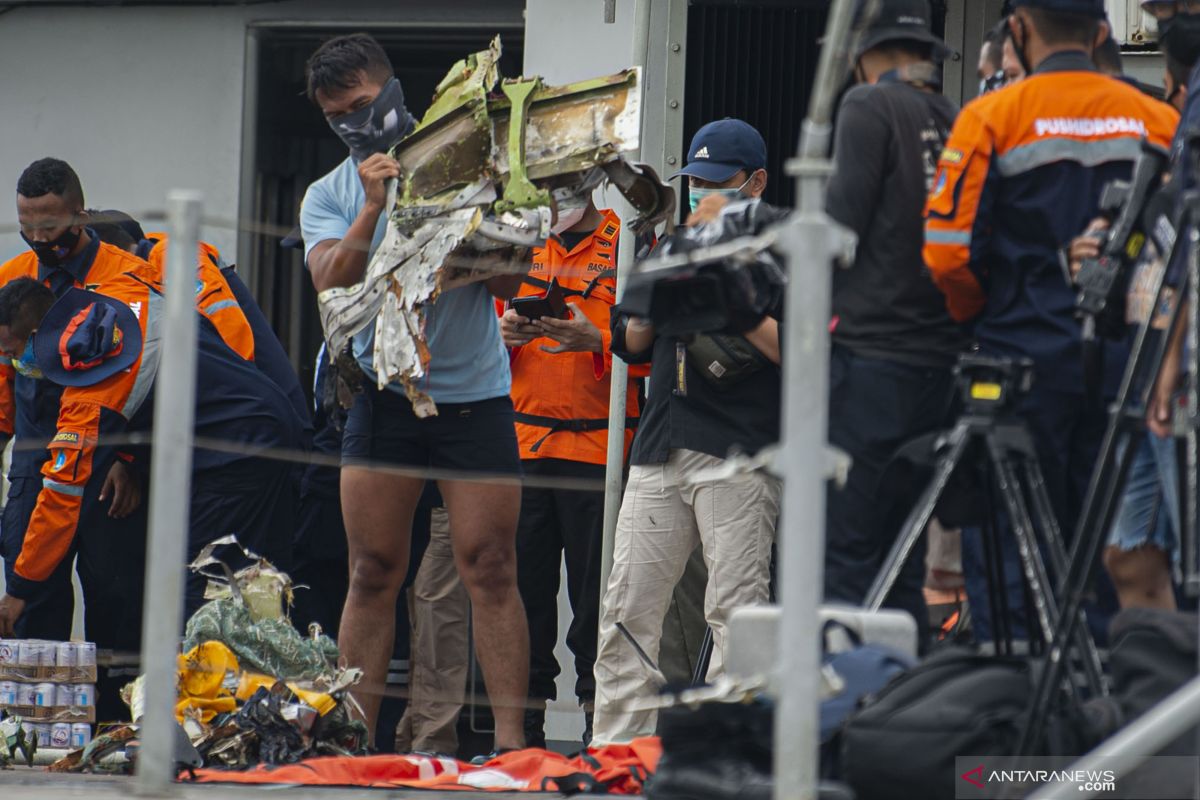 Pesawat Sriwijaya tak meledak sebelum jatuh ke laut