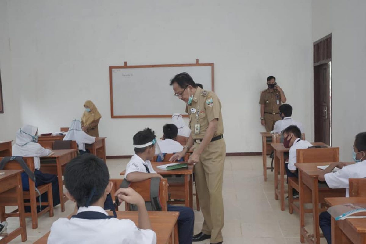 Mendikbud terbitkan surat edaran peniadaan UN dan ujian sekolah