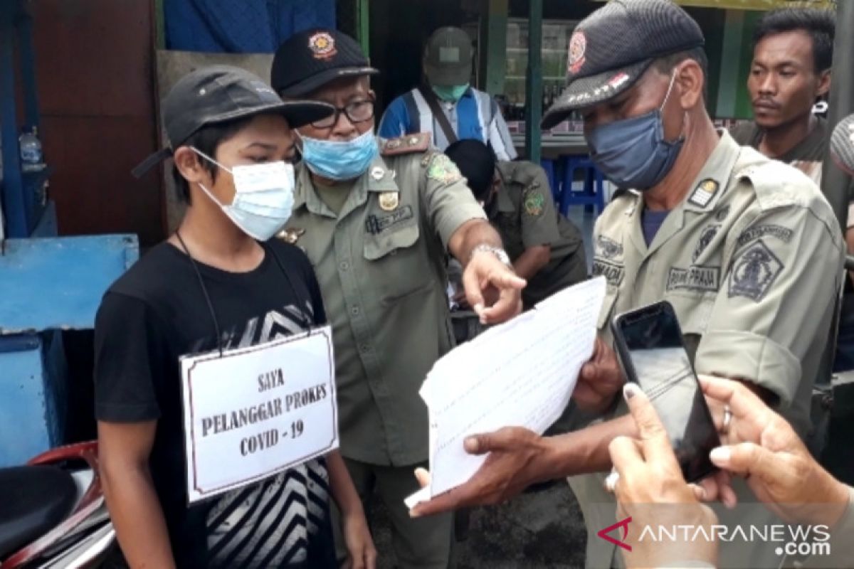 Pelanggar protokol kesehatan di Jembrana dihukum baca pernyataan