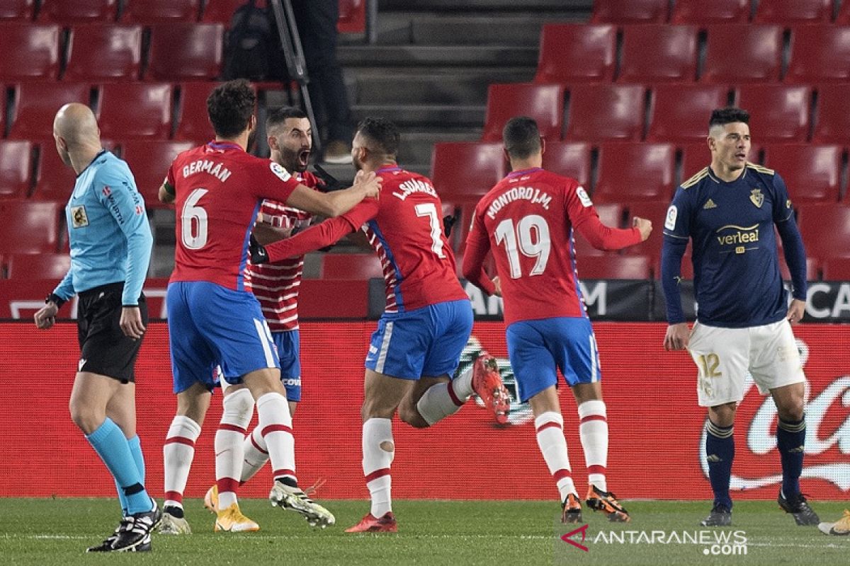 Granada kembali ke jalur kemenangan setelah menundukkan Osasuna