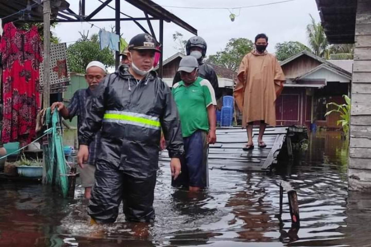 Wali Kota Banjarmasin kunjungi kelurahan terdampak banjir