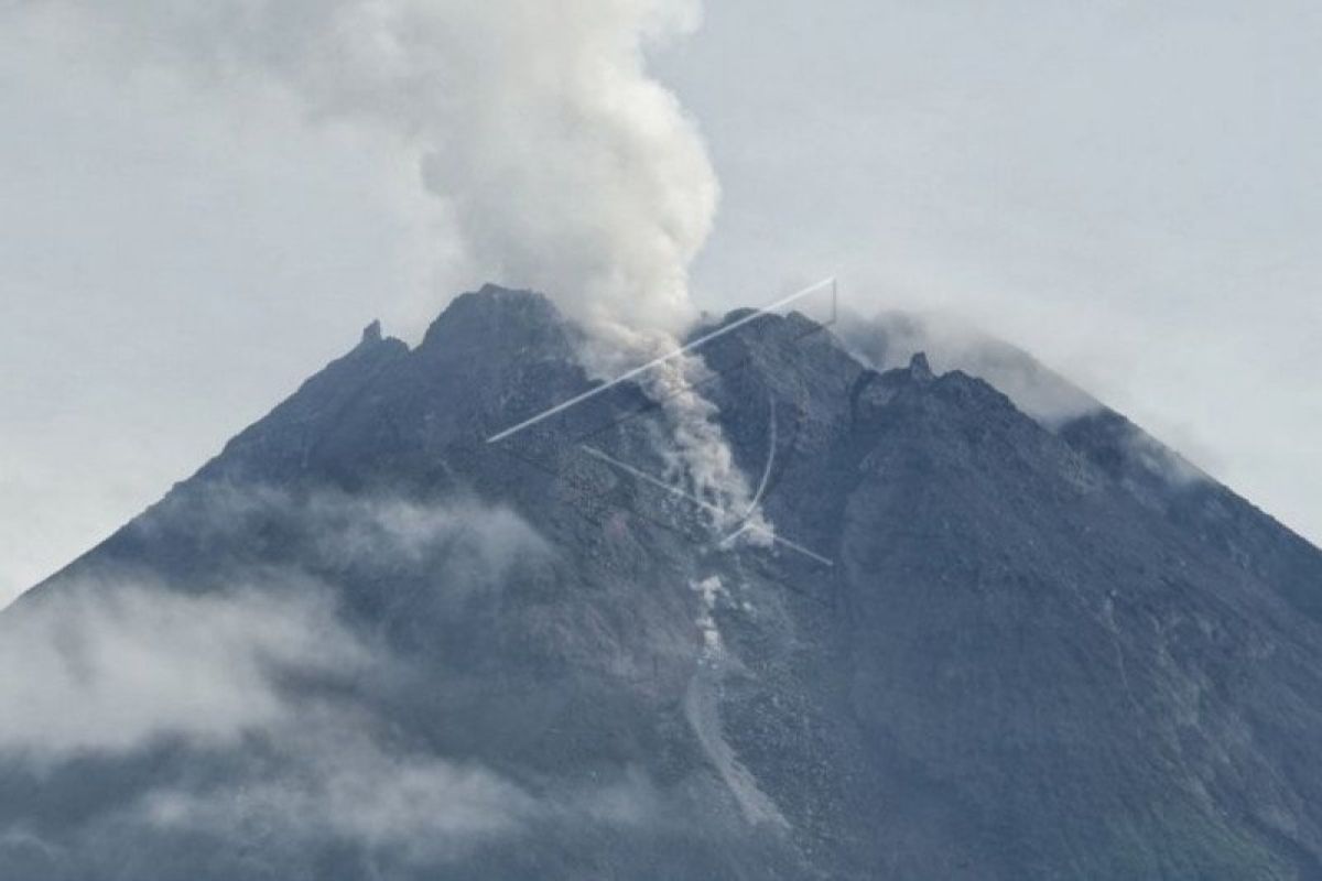 Dampak letusan Gunung Merapi dalam radius lima kilometer dari puncak