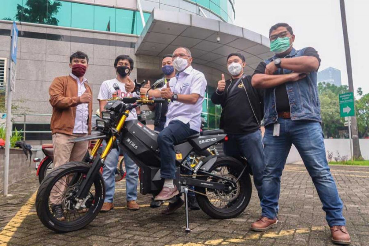 "Startup" binaan Elnusa kenalkan sepeda motor listrik Elbike